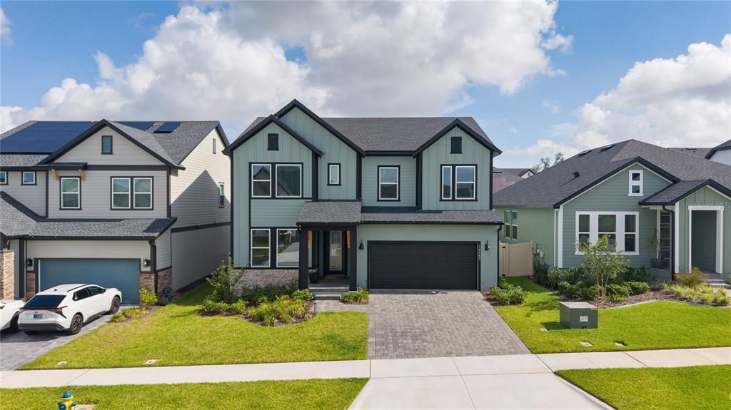 For Sale: $674,900 (4 beds, 3 baths, 2525 Square Feet)