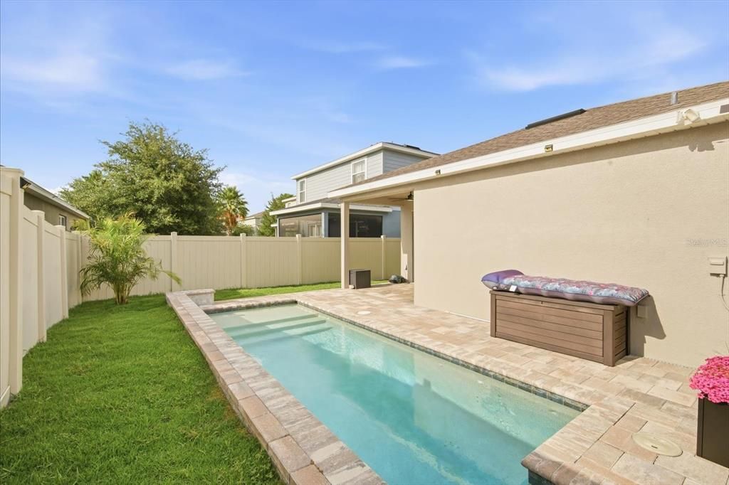 For Sale: $400,000 (3 beds, 2 baths, 1509 Square Feet)