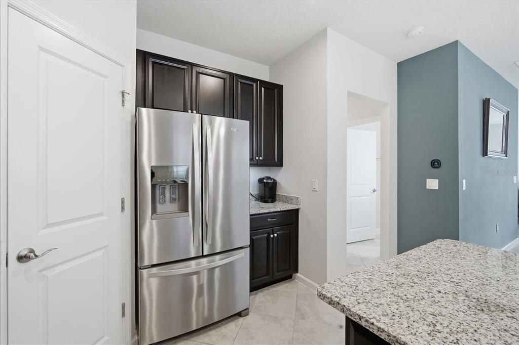 For Sale: $400,000 (3 beds, 2 baths, 1509 Square Feet)