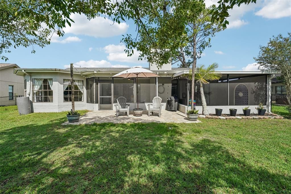 Под контрактом: $375,000 (3 спален, 2 ванн, 1677 Квадратных фут)