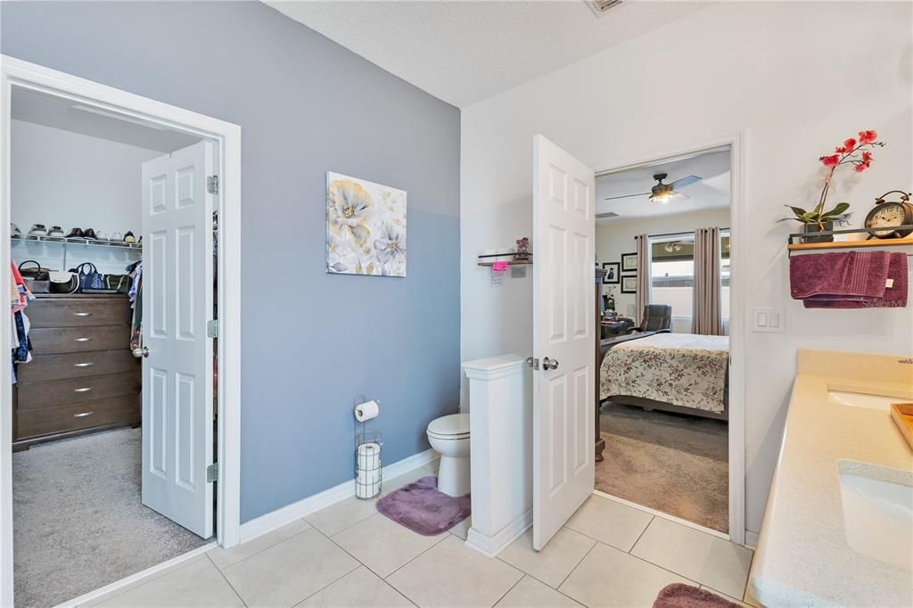 For Sale: $409,000 (4 beds, 2 baths, 1979 Square Feet)