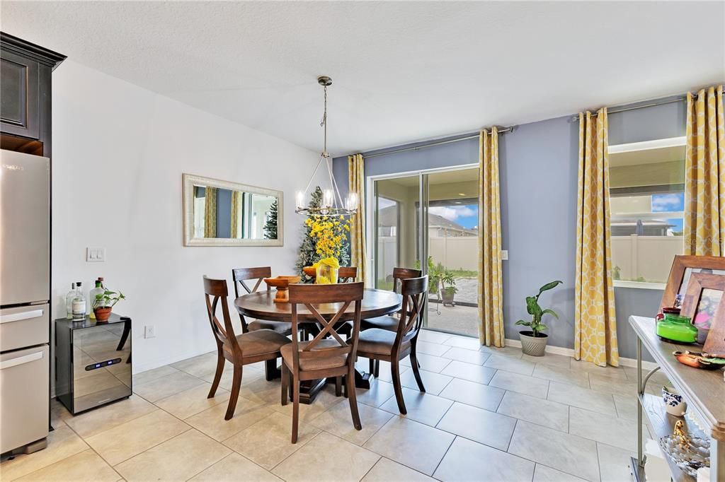For Sale: $409,000 (4 beds, 2 baths, 1979 Square Feet)
