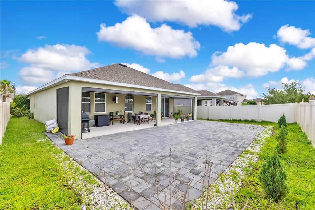 For Sale: $409,000 (4 beds, 2 baths, 1979 Square Feet)