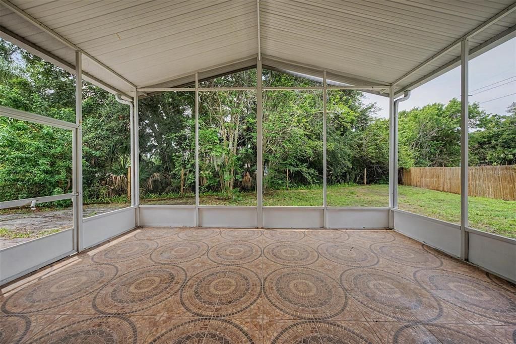 For Sale: $520,000 (4 beds, 3 baths, 1786 Square Feet)