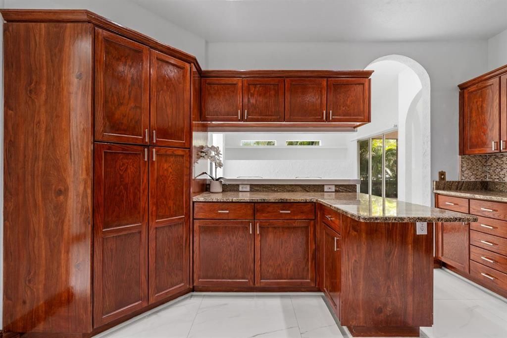 For Sale: $699,000 (3 beds, 2 baths, 2138 Square Feet)