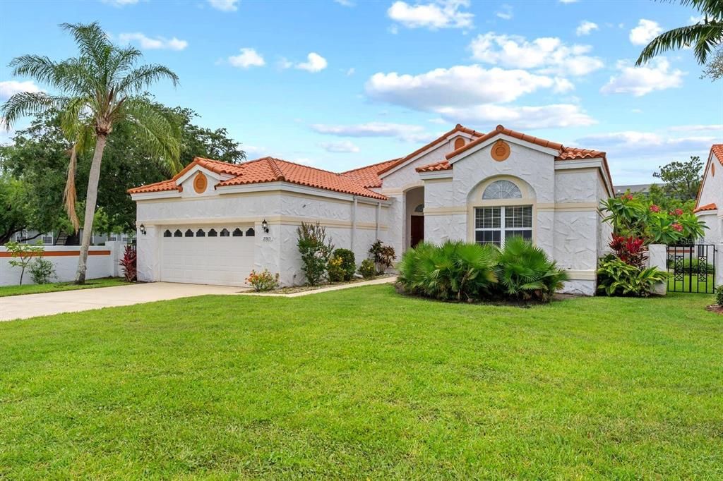 For Sale: $699,000 (3 beds, 2 baths, 2138 Square Feet)