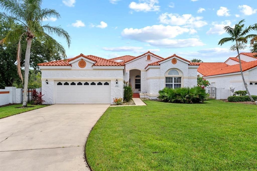 For Sale: $699,000 (3 beds, 2 baths, 2138 Square Feet)