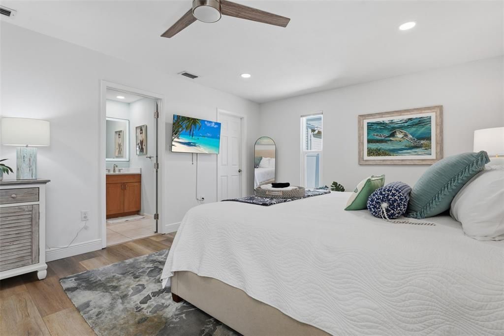 For Sale: $875,000 (3 beds, 2 baths, 2123 Square Feet)