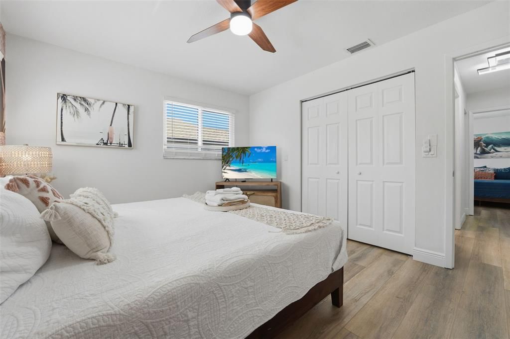 For Sale: $875,000 (3 beds, 2 baths, 2123 Square Feet)
