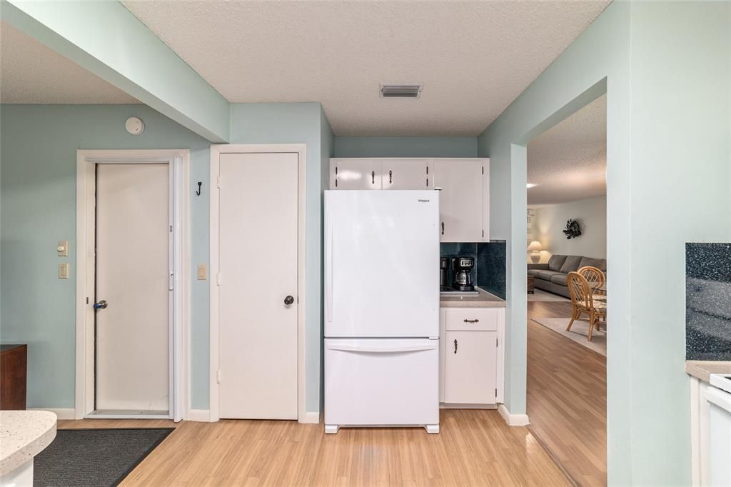 Activo con contrato: $159,999 (2 camas, 2 baños, 1385 Pies cuadrados)