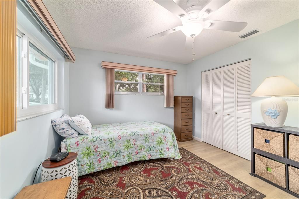 Activo con contrato: $159,999 (2 camas, 2 baños, 1385 Pies cuadrados)