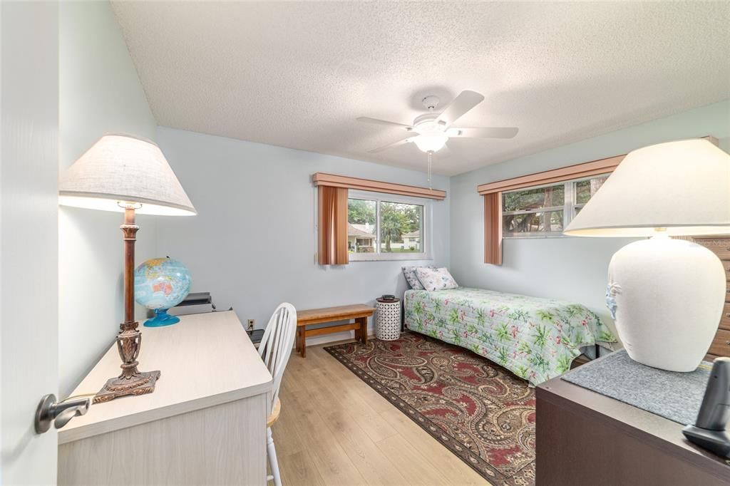 Activo con contrato: $159,999 (2 camas, 2 baños, 1385 Pies cuadrados)