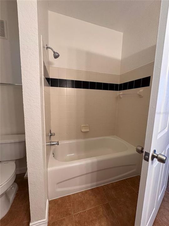 В аренду: $1,595 (2 спален, 2 ванн, 1077 Квадратных фут)
