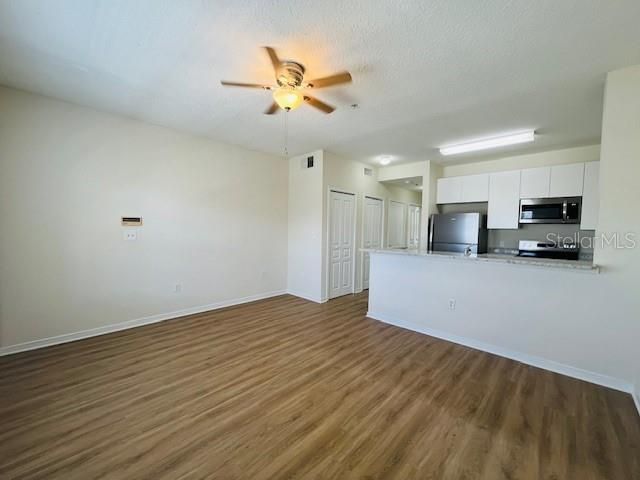 For Rent: $1,800 (1 beds, 1 baths, 640 Square Feet)