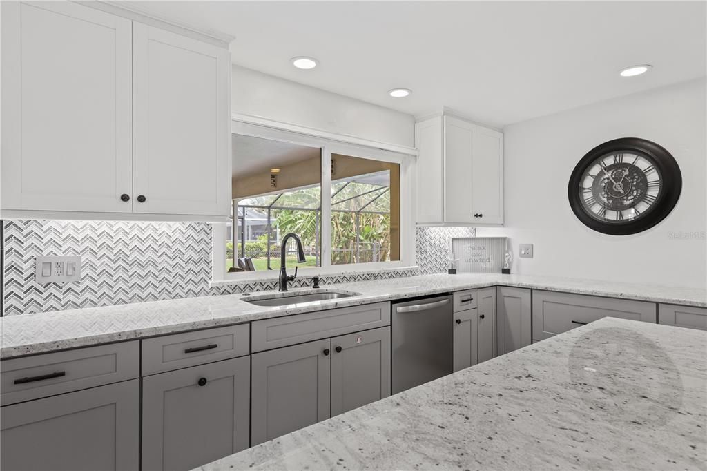 For Sale: $875,000 (4 beds, 2 baths, 1983 Square Feet)
