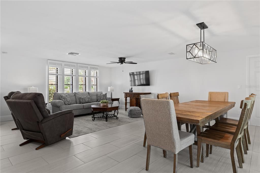 For Sale: $875,000 (4 beds, 2 baths, 1983 Square Feet)