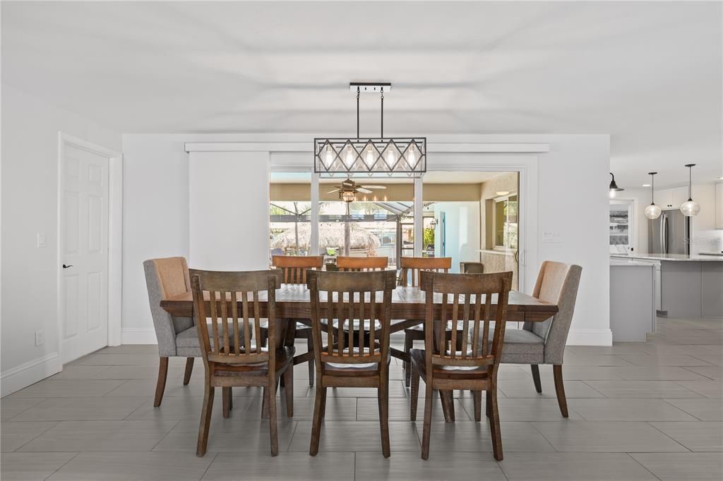 For Sale: $875,000 (4 beds, 2 baths, 1983 Square Feet)