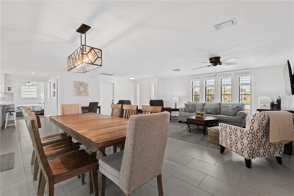 For Sale: $875,000 (4 beds, 2 baths, 1983 Square Feet)