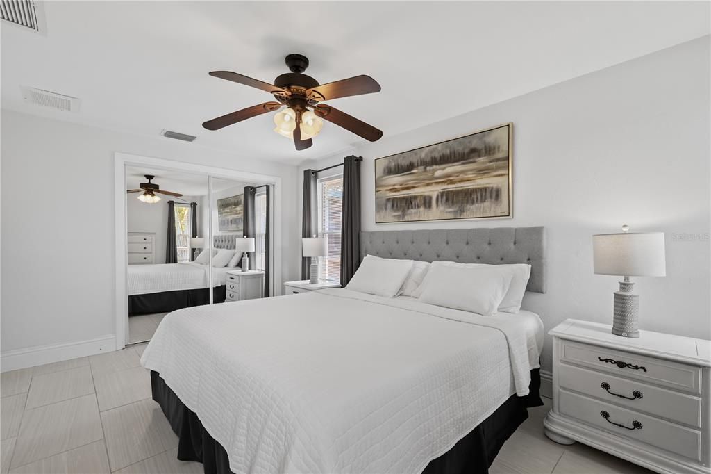 For Sale: $875,000 (4 beds, 2 baths, 1983 Square Feet)
