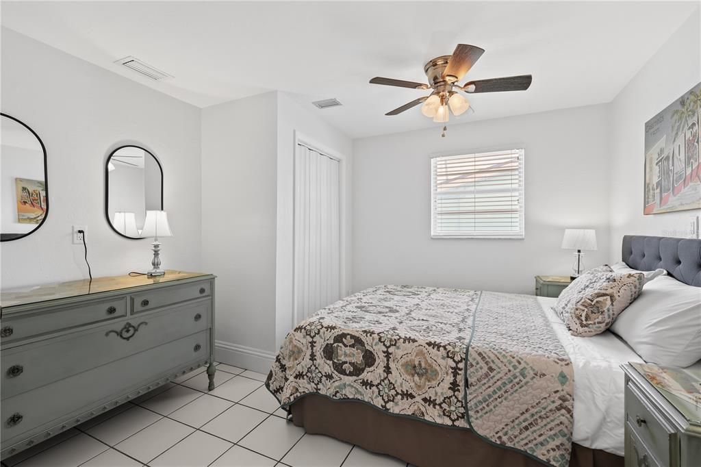 For Sale: $875,000 (4 beds, 2 baths, 1983 Square Feet)