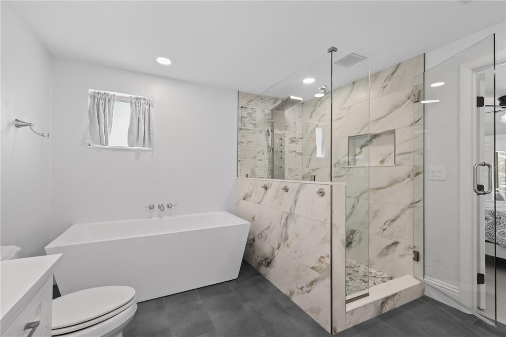 For Sale: $875,000 (4 beds, 2 baths, 1983 Square Feet)