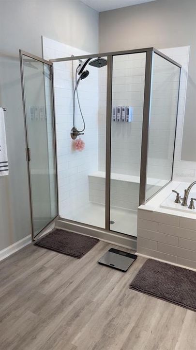 For Rent: $2,500 (4 beds, 3 baths, 2097 Square Feet)