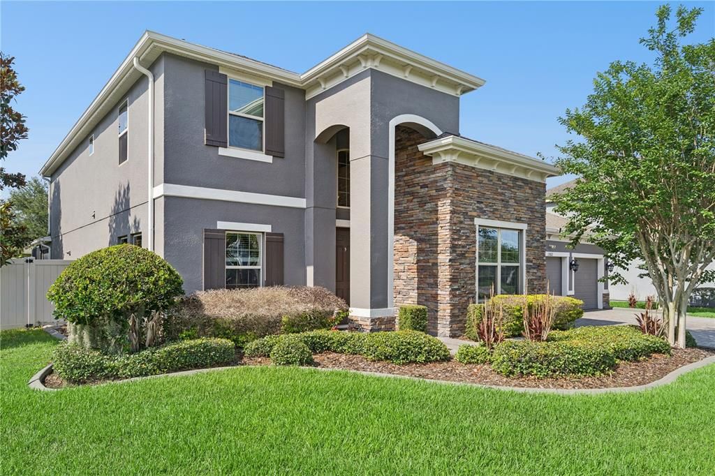 For Sale: $1,000,000 (4 beds, 3 baths, 3828 Square Feet)