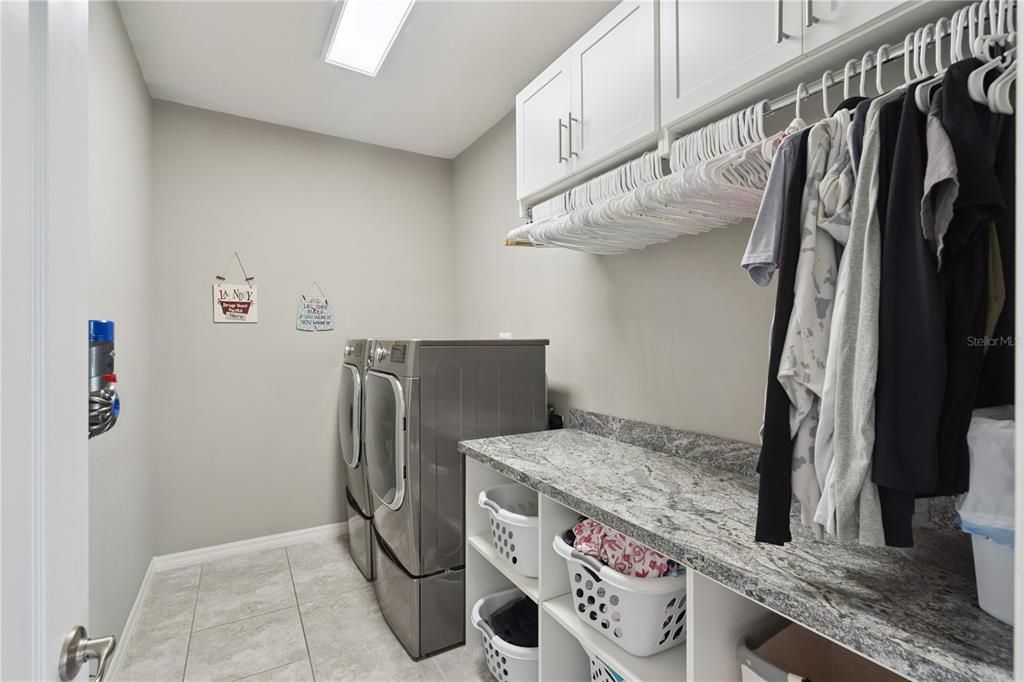 For Sale: $1,000,000 (4 beds, 3 baths, 3828 Square Feet)