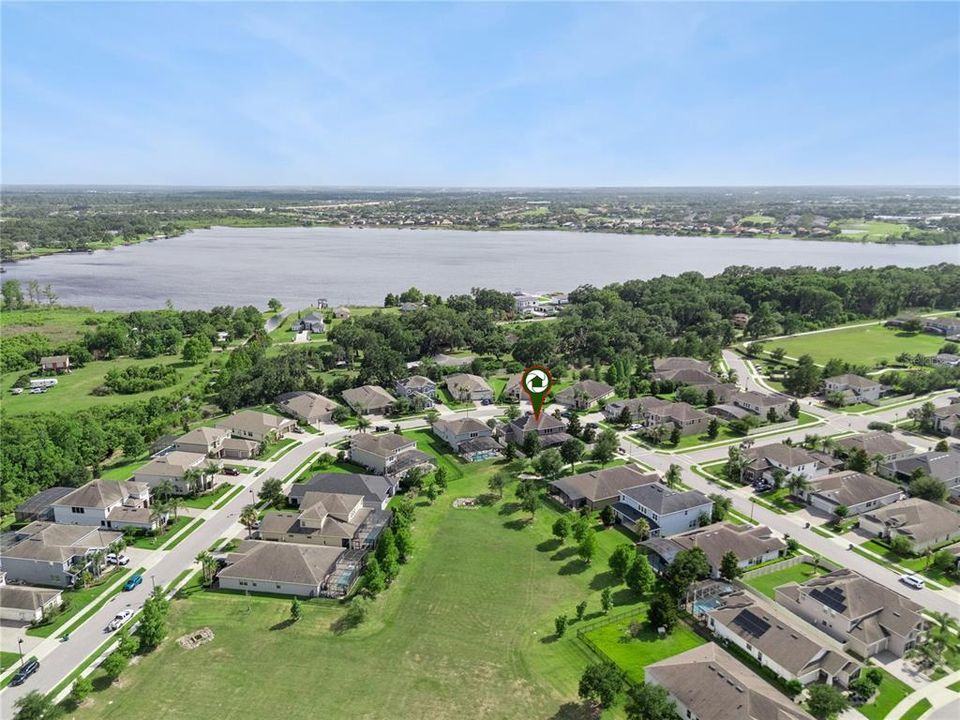 For Sale: $1,000,000 (4 beds, 3 baths, 3828 Square Feet)
