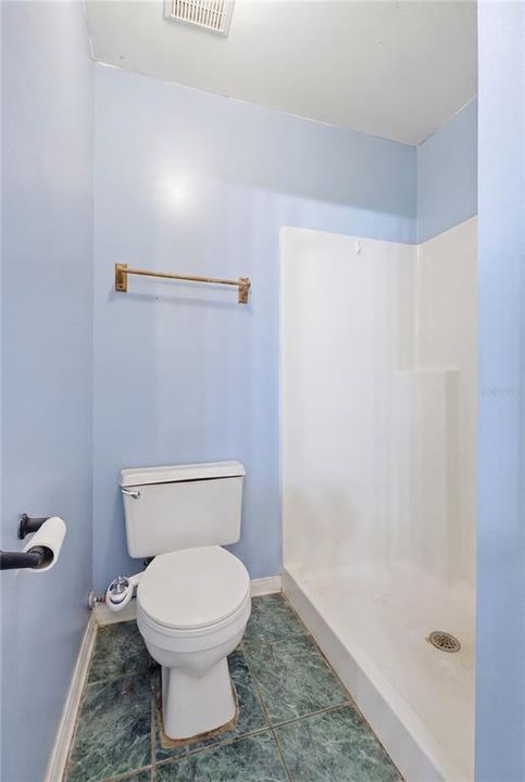 For Sale: $350,000 (4 beds, 2 baths, 2009 Square Feet)