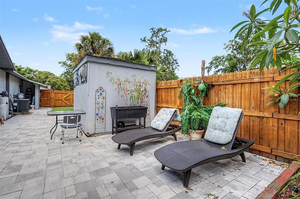 For Sale: $380,000 (2 beds, 2 baths, 1691 Square Feet)