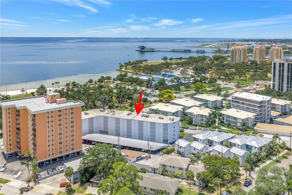 For Sale: $384,900 (1 beds, 1 baths, 730 Square Feet)
