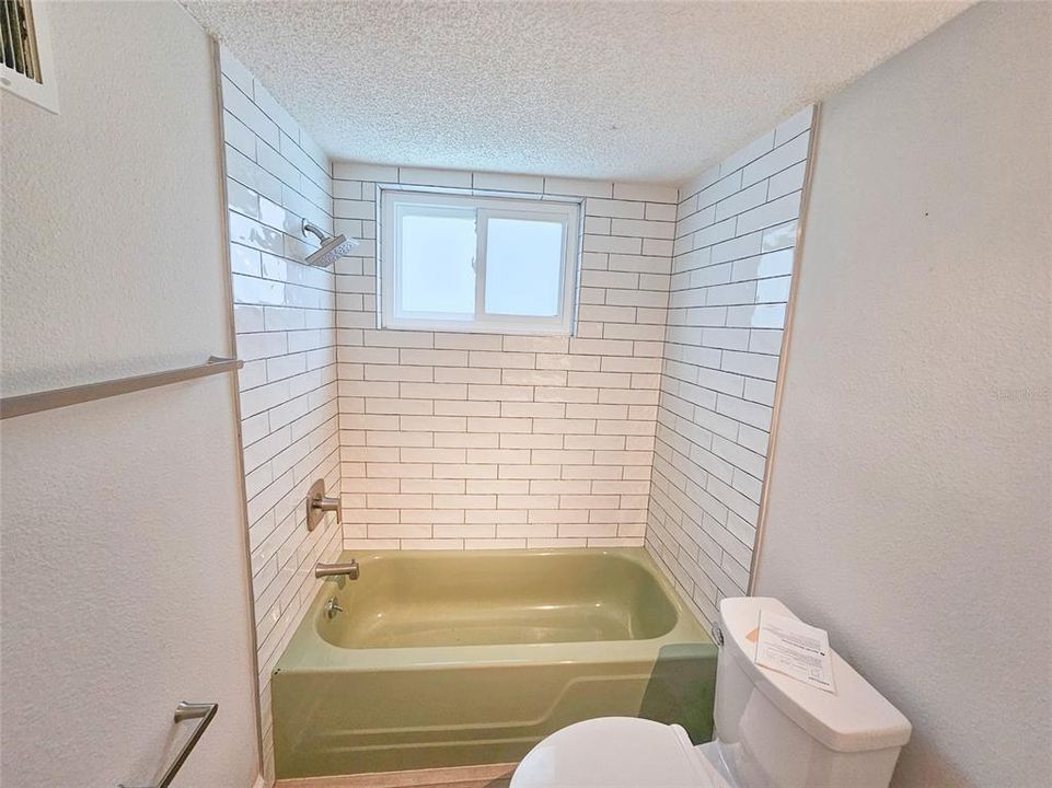 En Renta: $2,800 (3 camas, 2 baños, 1700 Pies cuadrados)