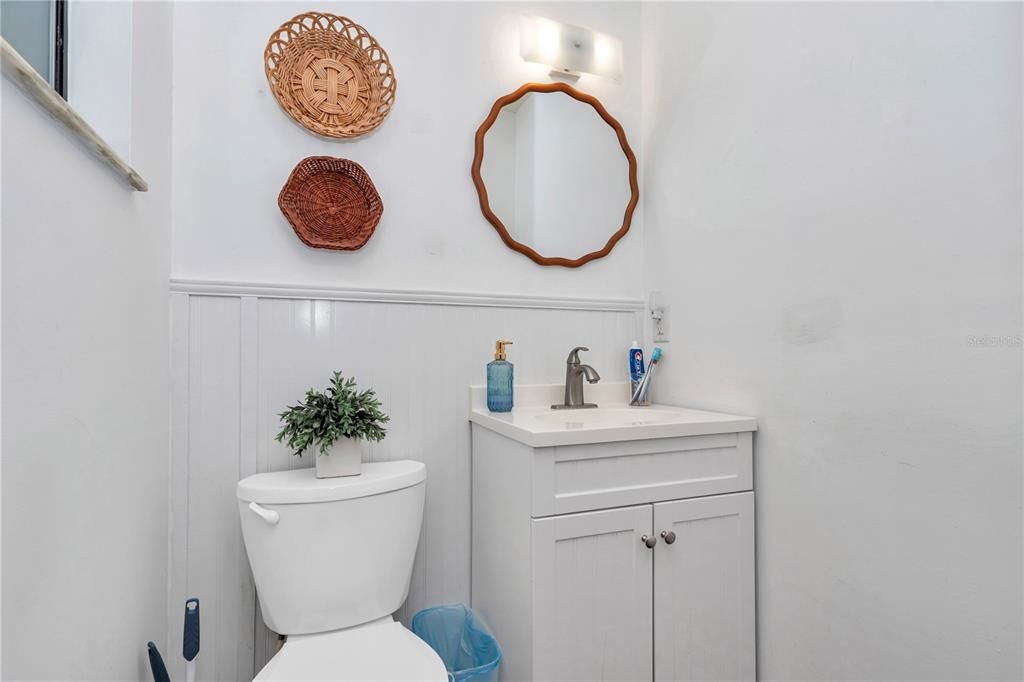 For Sale: $209,900 (3 beds, 1 baths, 1152 Square Feet)