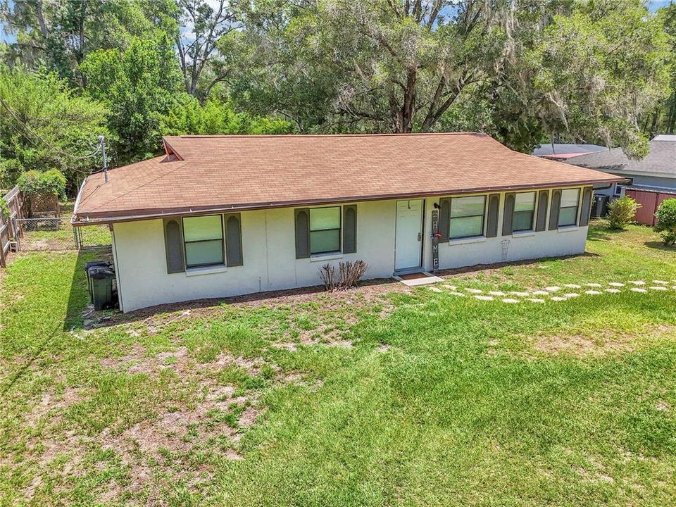 For Sale: $209,900 (3 beds, 1 baths, 1152 Square Feet)