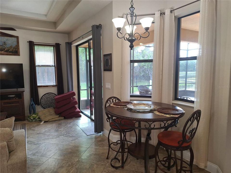 En Venta: $629,000 (3 camas, 2 baños, 1881 Pies cuadrados)