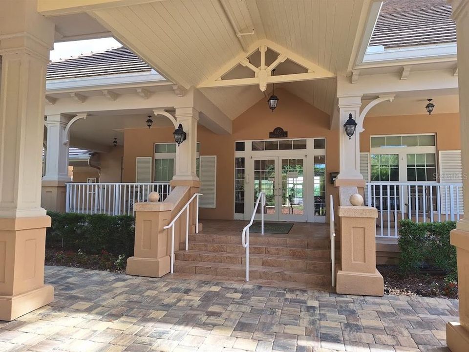 En Venta: $629,000 (3 camas, 2 baños, 1881 Pies cuadrados)