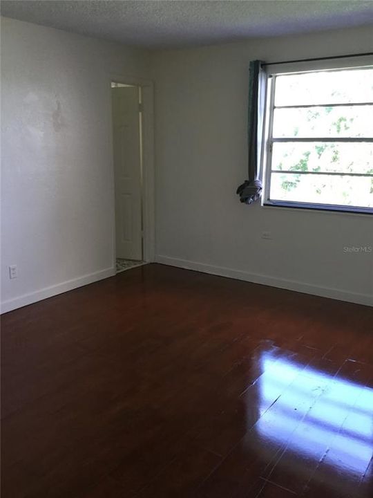 В аренду: $1,795 (3 спален, 2 ванн, 1208 Квадратных фут)