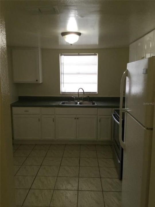 В аренду: $1,795 (3 спален, 2 ванн, 1208 Квадратных фут)