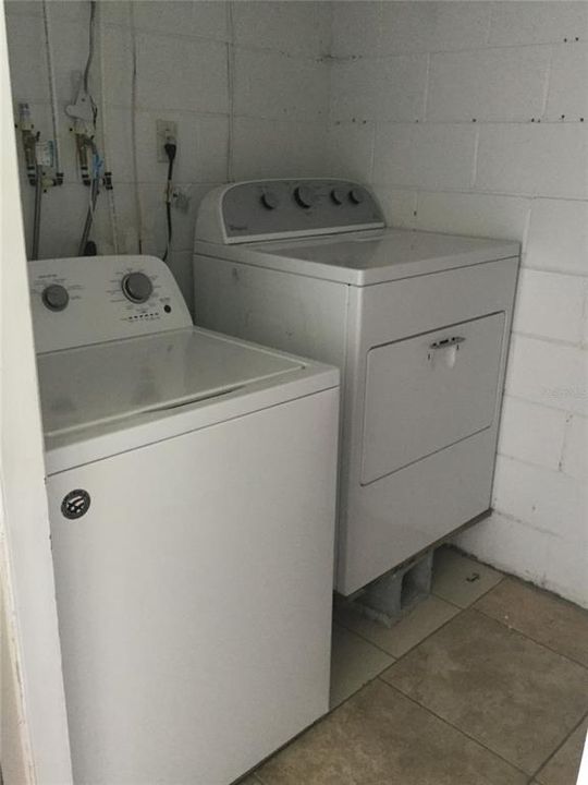 В аренду: $1,795 (3 спален, 2 ванн, 1208 Квадратных фут)