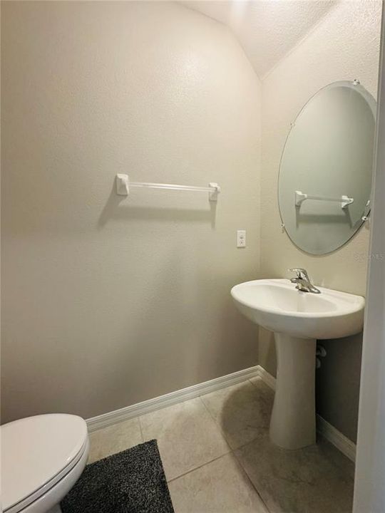 出租: $2,500 (4 贝兹, 2 浴室, 1870 平方英尺)