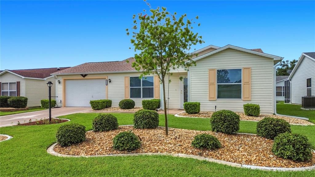 : $315,000 (2 beds, 2 baths, 1388 Square Feet)