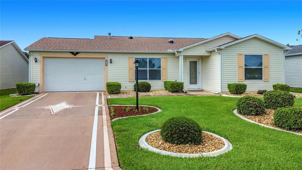 : $315,000 (2 beds, 2 baths, 1388 Square Feet)