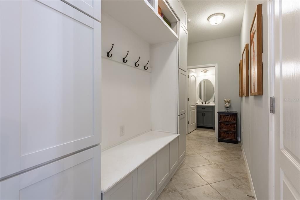 For Sale: $675,000 (5 beds, 2 baths, 3092 Square Feet)