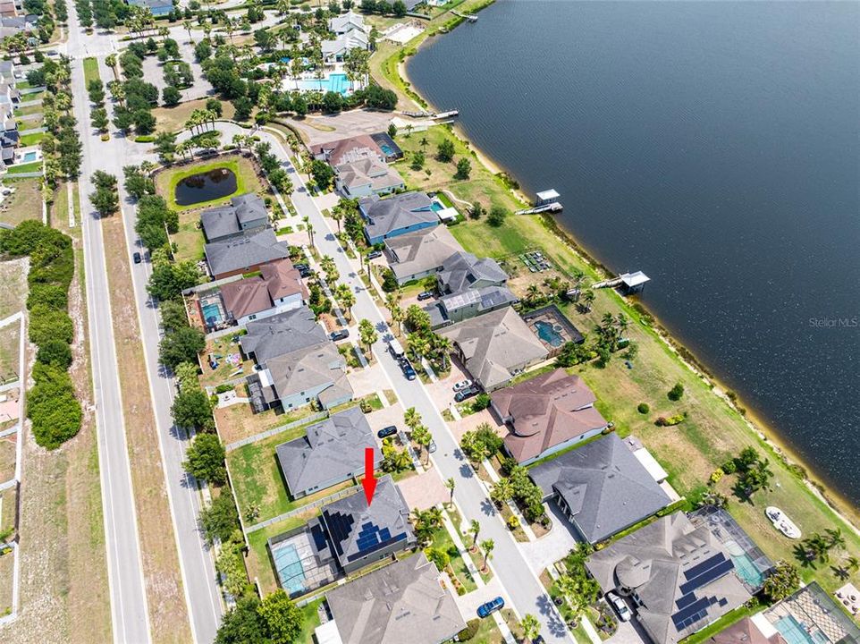 For Sale: $675,000 (5 beds, 2 baths, 3092 Square Feet)