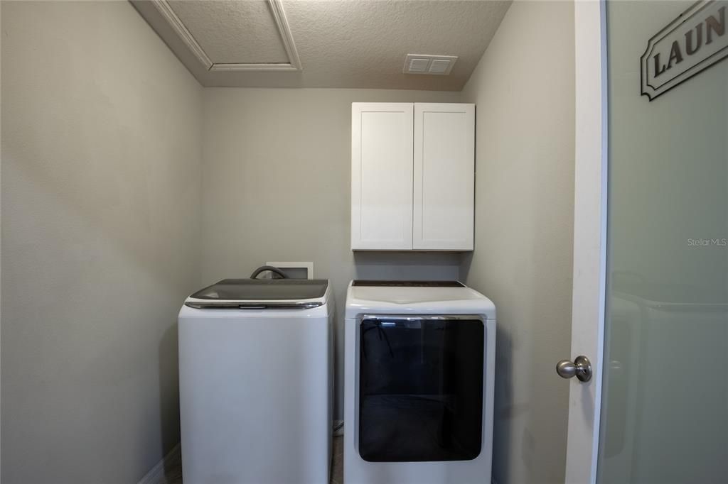 For Sale: $675,000 (5 beds, 2 baths, 3092 Square Feet)