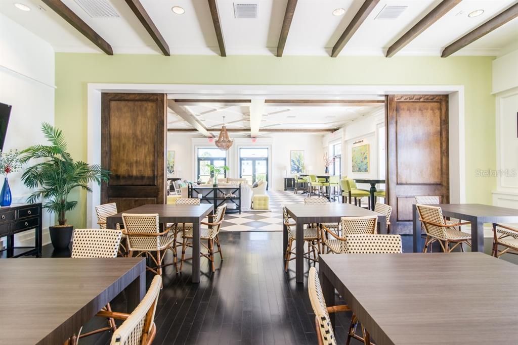 For Sale: $675,000 (5 beds, 2 baths, 3092 Square Feet)