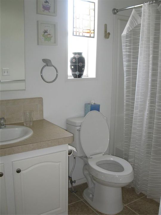 For Sale: $189,900 (3 beds, 2 baths, 1080 Square Feet)