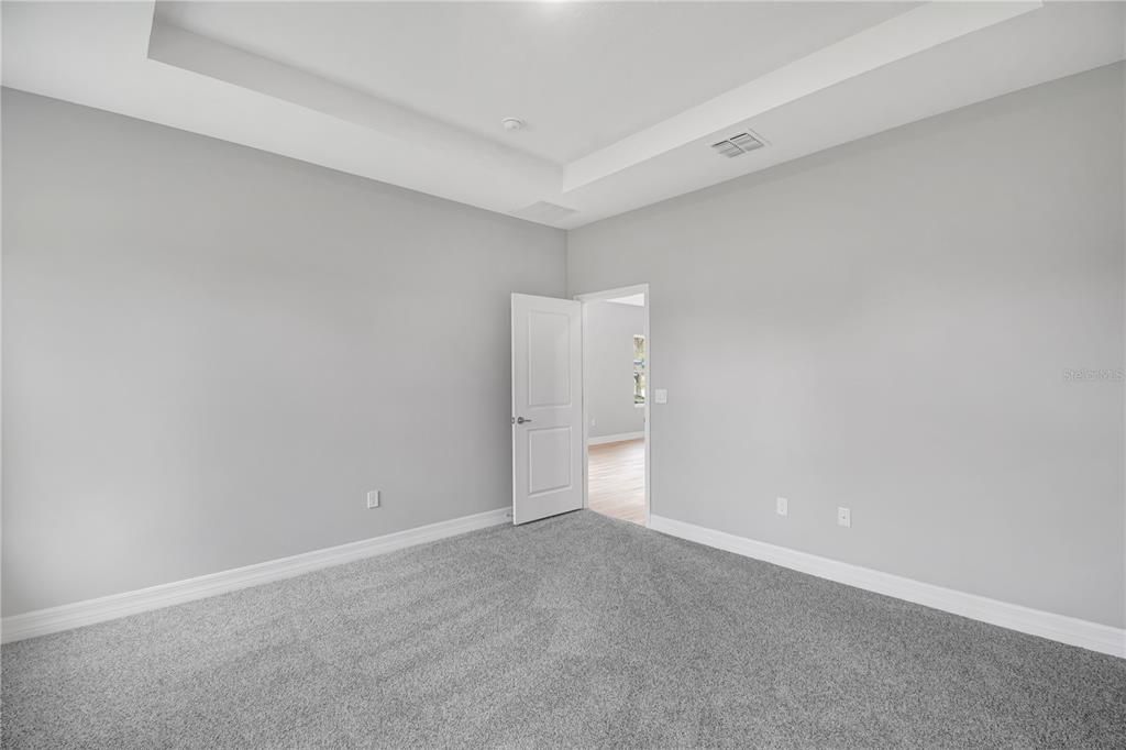 На продажу: $345,000 (4 спален, 3 ванн, 1990 Квадратных фут)