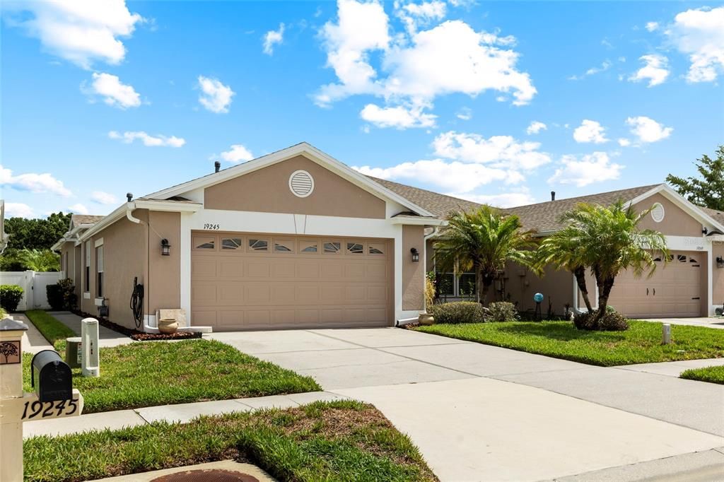For Sale: $339,000 (3 beds, 2 baths, 1661 Square Feet)